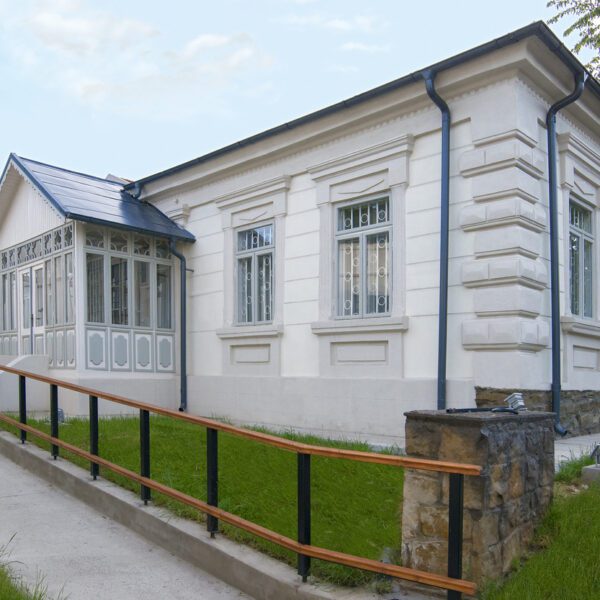 CASA-BACOVIA-